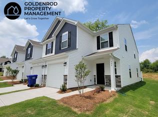 909 Powder Creek Dr, Reidville, SC 29375