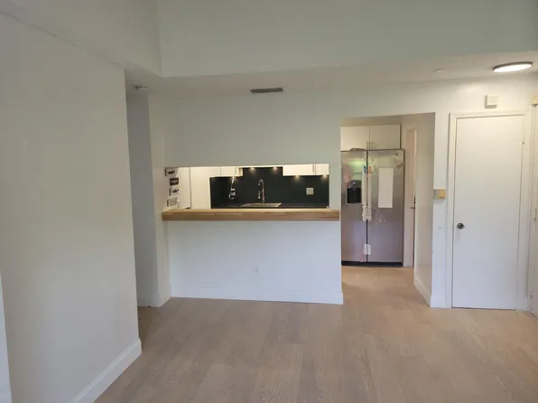 2313 N Congress Ave APT 33, Boynton Beach, FL 33436