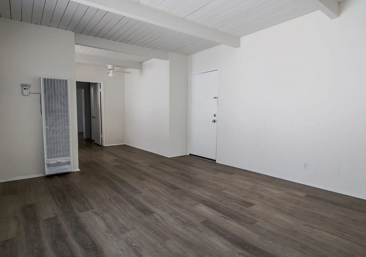 508 Hill Drive — Photo 2