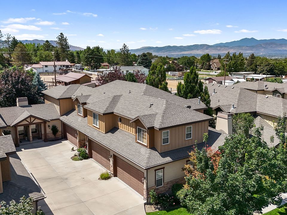 1st image of 1454 E Tuscan Oak Way