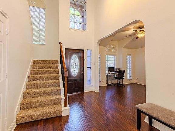 4th image of 20922 Clovermeadow Spg