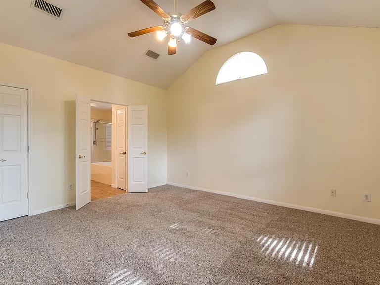 17143 Summer Hollow Dr — Photo 17