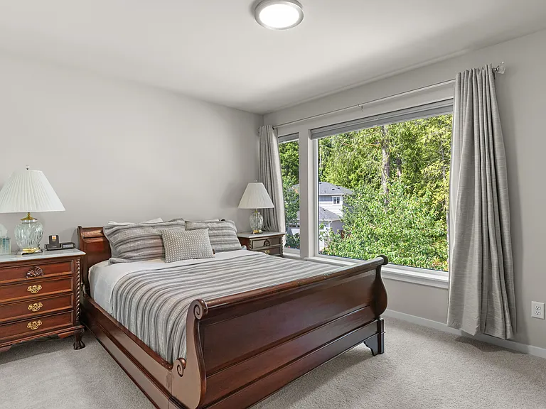 Third bedroom with walk in closet