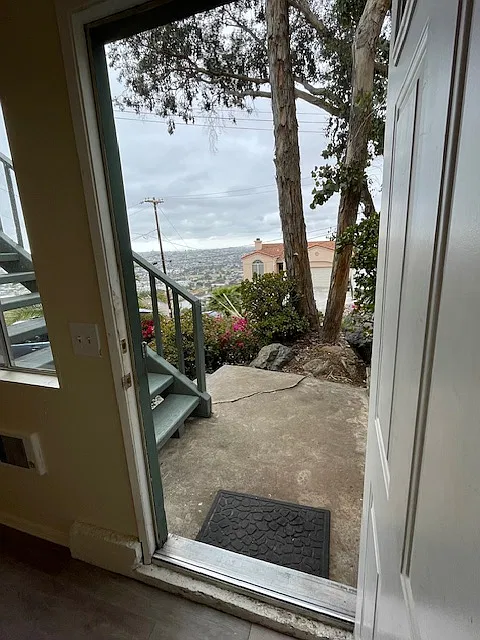 Studio, 250 sqft, $1,450 — Photo 4