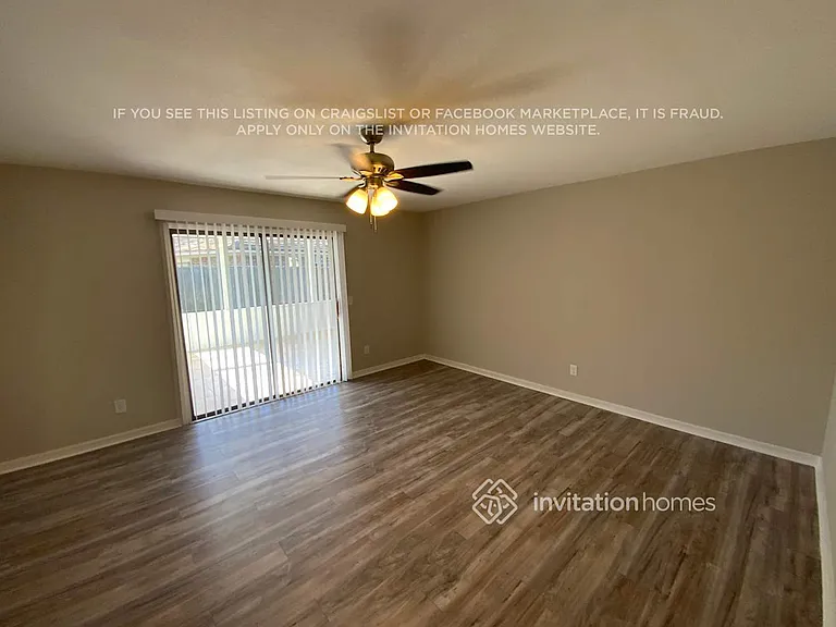 4084 E Briarforest Rd — Photo 6