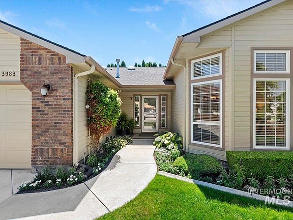 5th image of 3983 W Blue Creek Dr