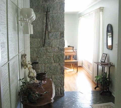 Stone & Slate Foyer