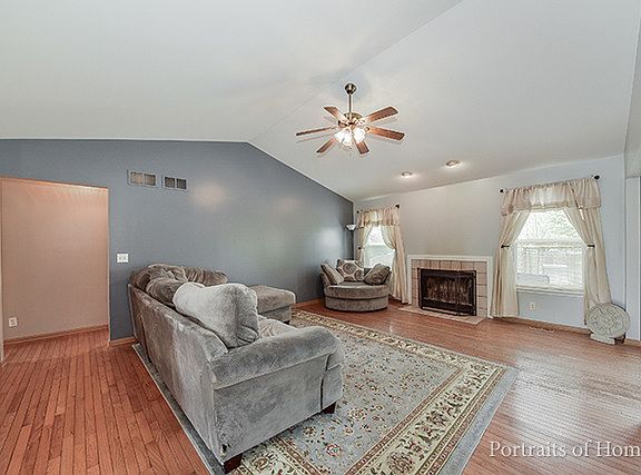 5th image of 1412 Oakland Cir