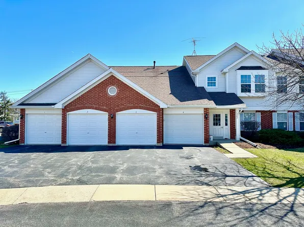 207 Norfolk Ct APT 4, Roselle, IL 60172