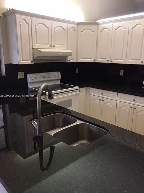 1st image of 6051 Swinden Ln