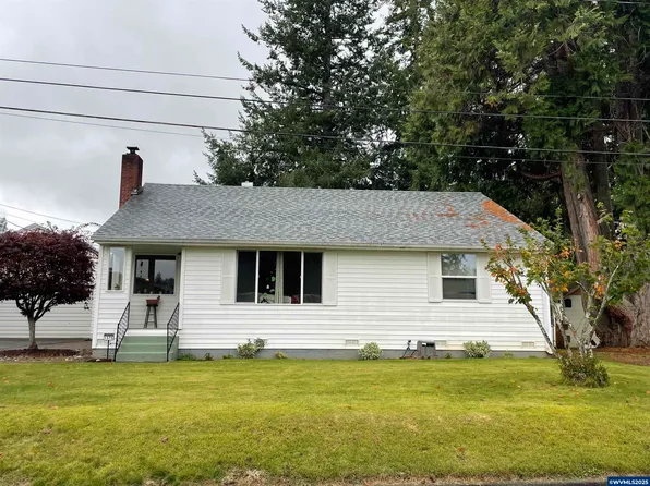 1575 N Hemlock St, Coquille, OR 97423