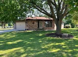 355 Sunset Blvd, Oglesby, IL 61348