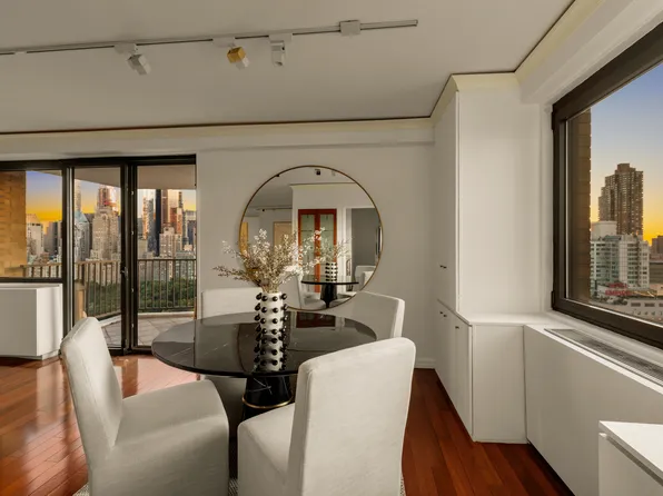 10 West 66th Street image 13 of 35