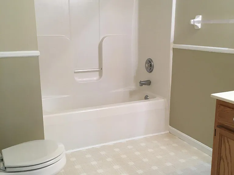 Upstairs hall bathroom