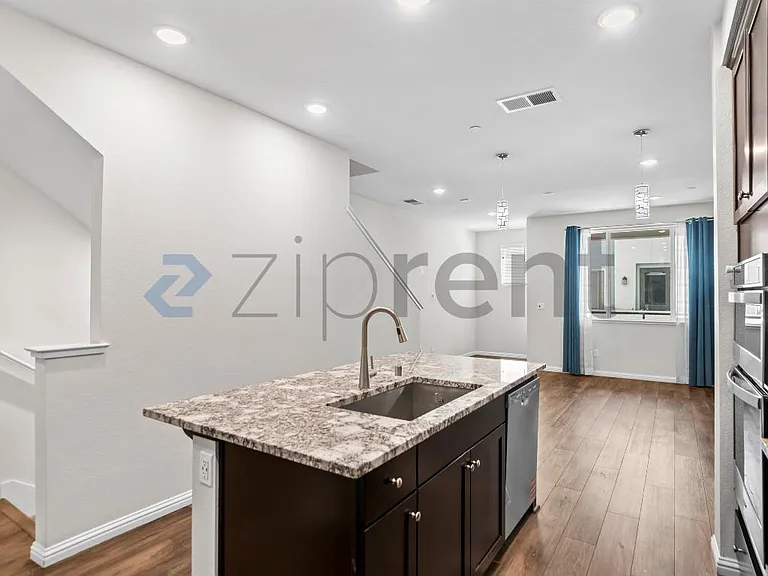 721 Fruit Ranch Loop — Photo 13