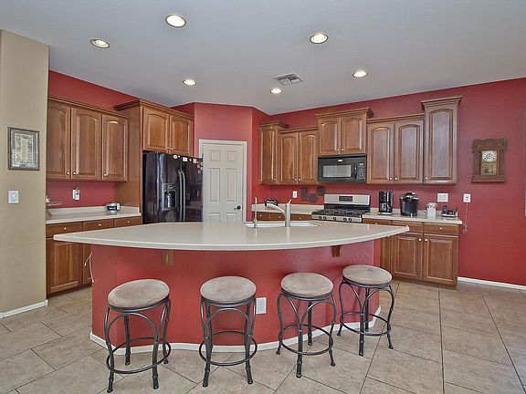 4th image of 6616 W Sophie Ln