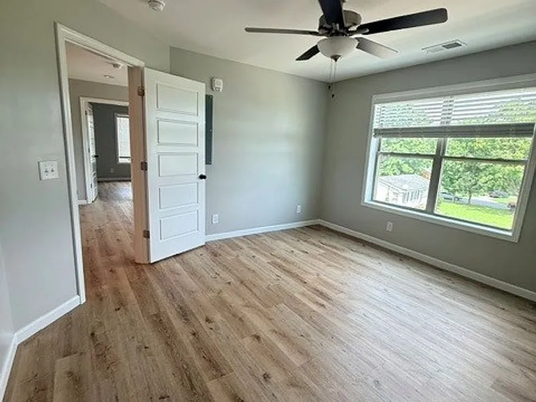 829 Carthage Hwy — Photo 12
