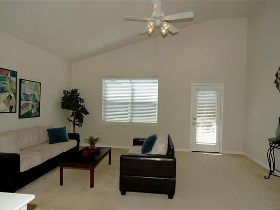 4th image of 6161 Warrington Ln