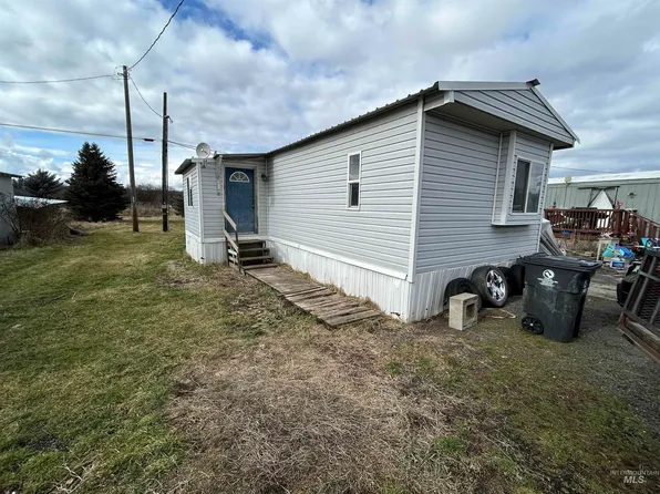 5541 Highway 95 N #17, Potlatch, ID 83855