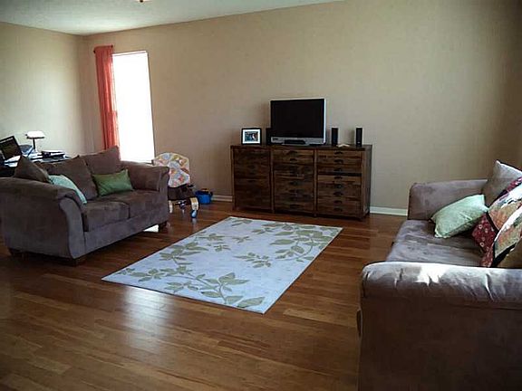 3rd image of 2270 Silver Rose Dr