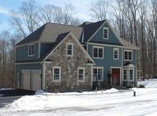 19 Carver Ln, Hebron, CT 06248