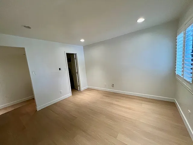 4410 N Longview Ave #220 — Photo 16