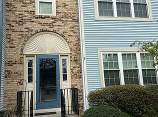 9 Beacon Ct, Robbinsville, NJ 08691