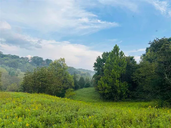 1 Snail Creek Rd, Brookville, IN 47012