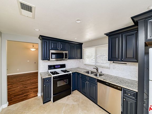 5th image of 14811 Quezada Way