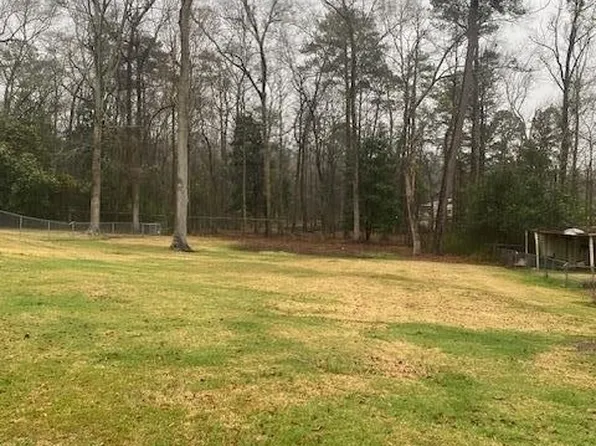 5910 Bishop Dr, Columbus, GA 31909