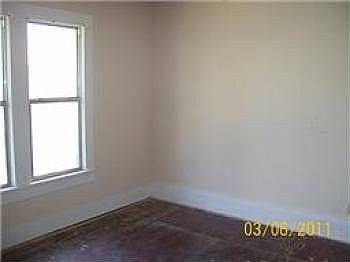 4th image of 1324 E Richmond Ave