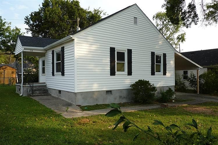 1st image of 718 E Quincy Ave