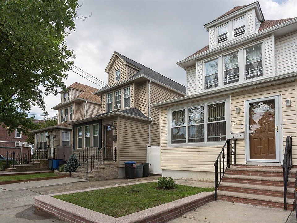 1st image of 9217 71st Ave