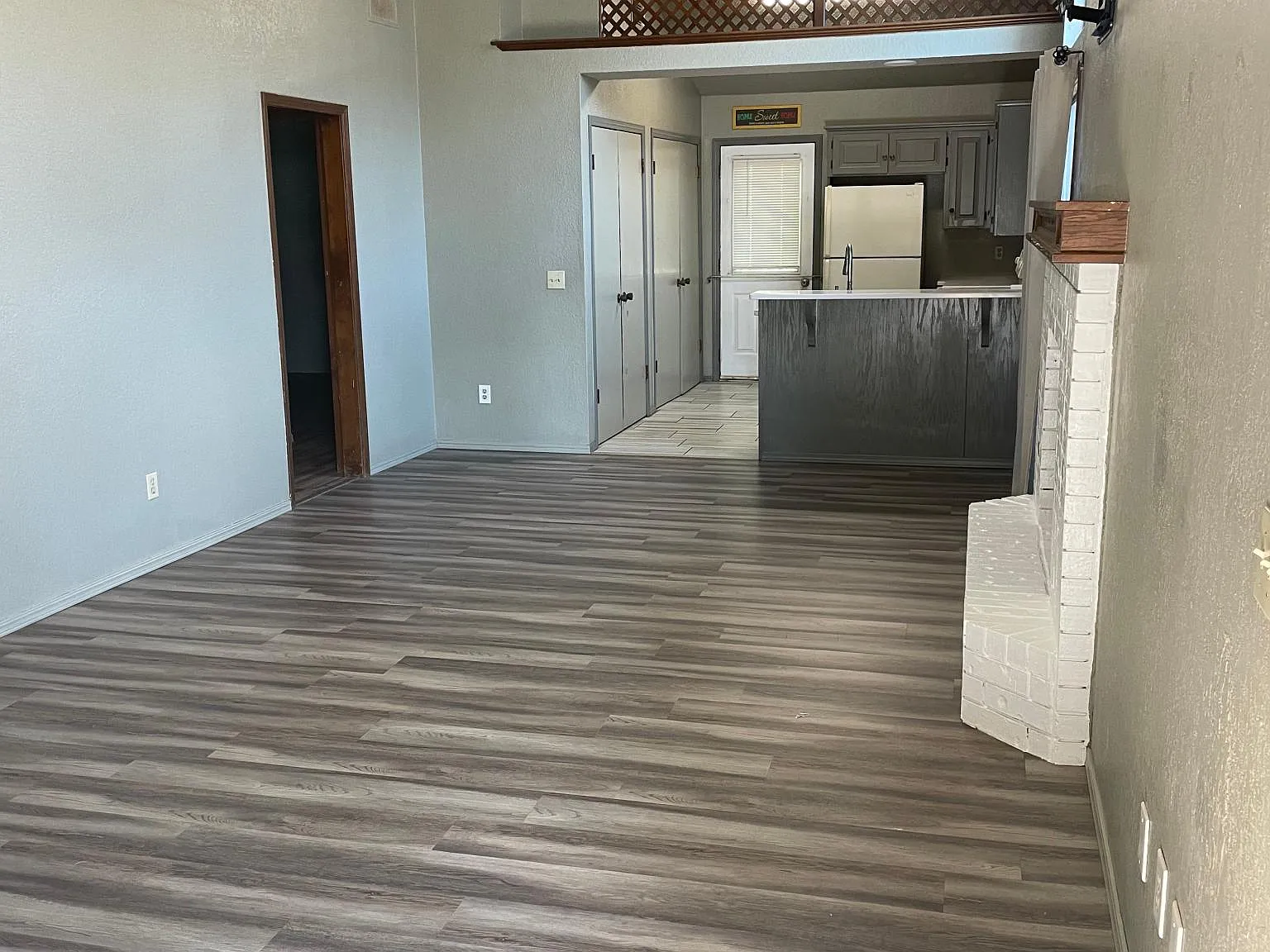 2322 Cedar Brook Dr — Photo 1