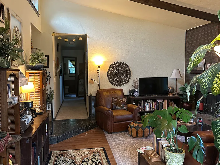 7116 E Wilshire Blvd — Photo 7