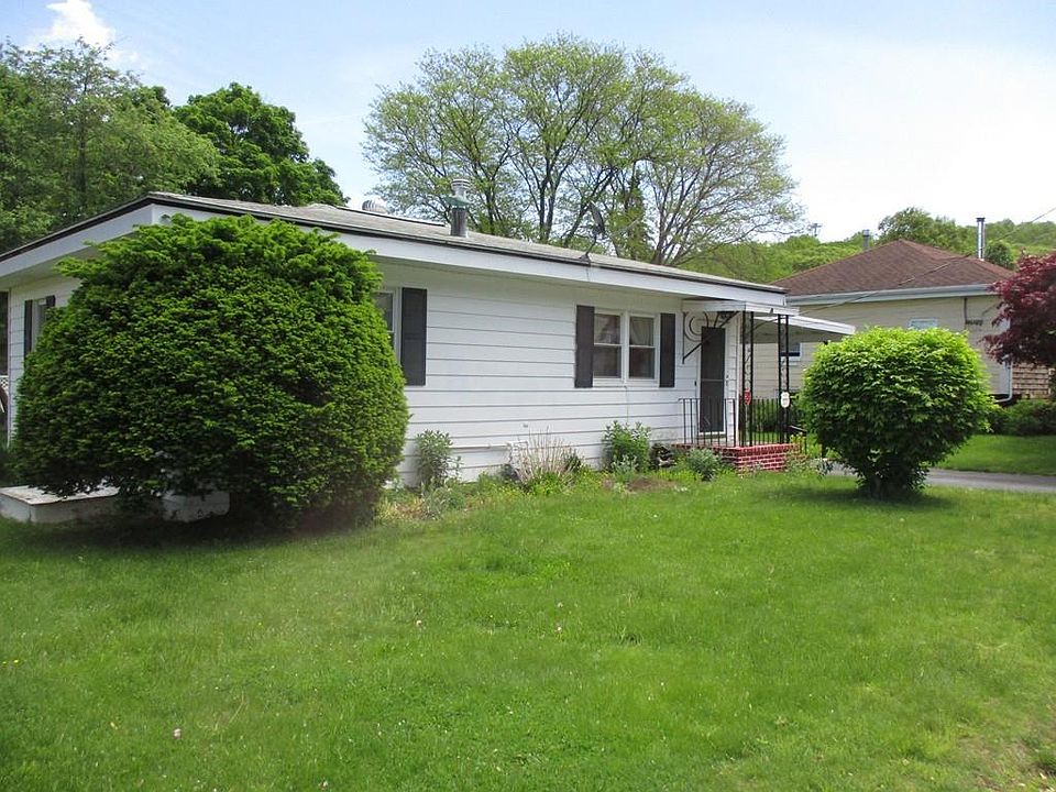 1st image of 10 Leyland Ave