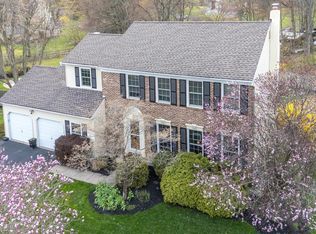 109 Pioneer Dr, Lansdale, PA 19446