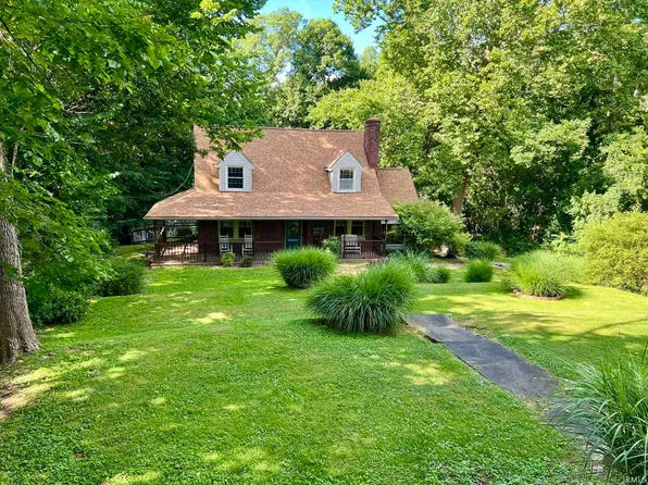 2321 Mount Auburn Rd, Evansville, IN 47720