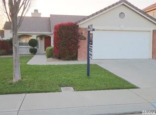 2121 Sunny Park Dr, Modesto, CA 95355