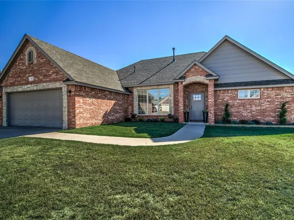 204 Fairway Dr, Perkins, OK 74059