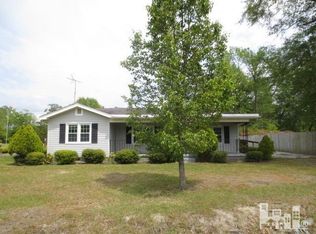 355 Dew Oil Plant Rd, Delco, NC 28436