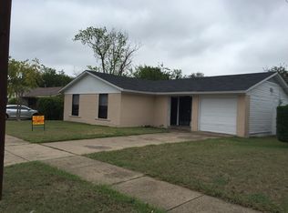 3624 Softcloud Dr, Dallas, TX 75241