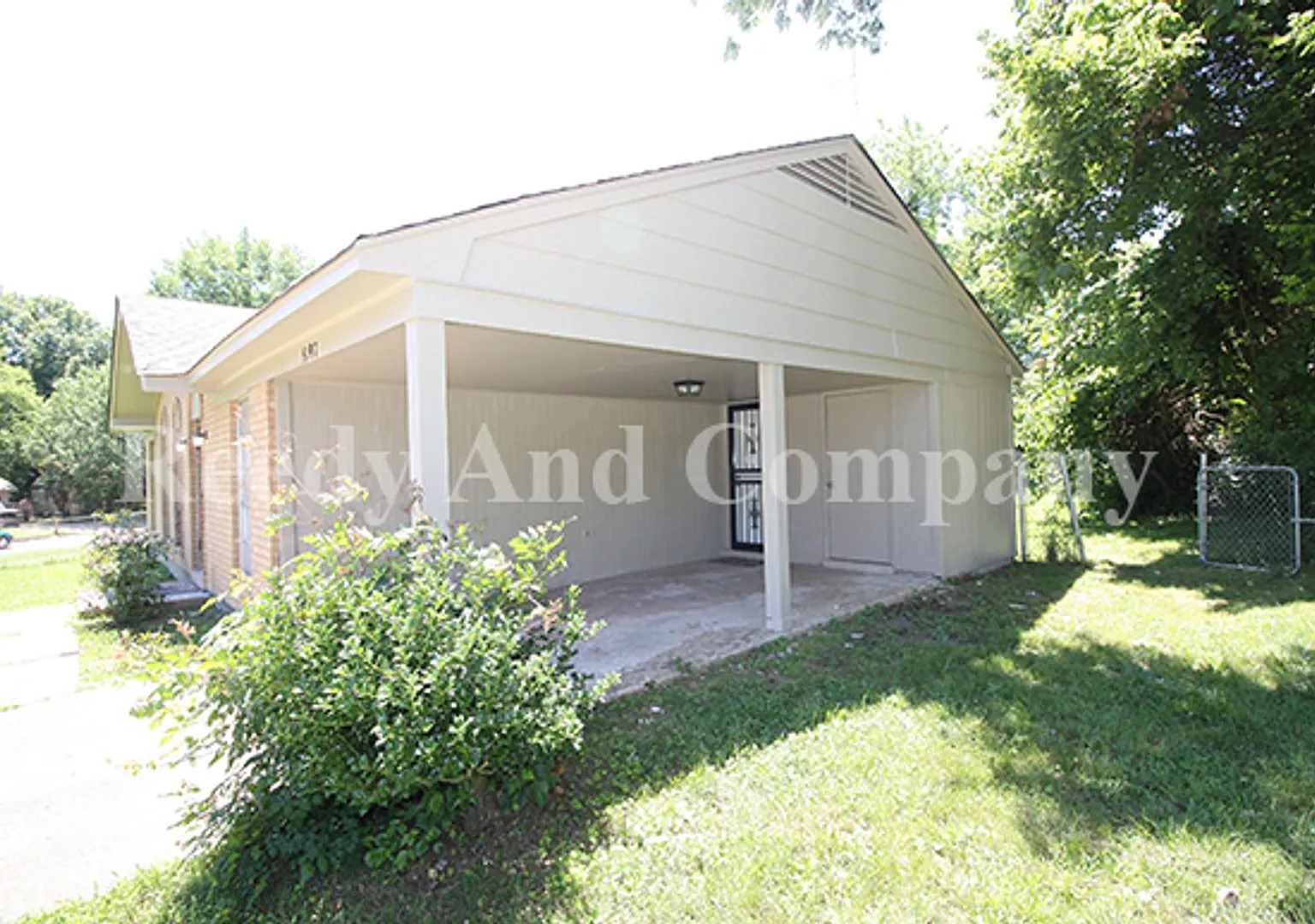 Welcome to 5197 Chantilly Dr in Memphis, TN! — Photo 3
