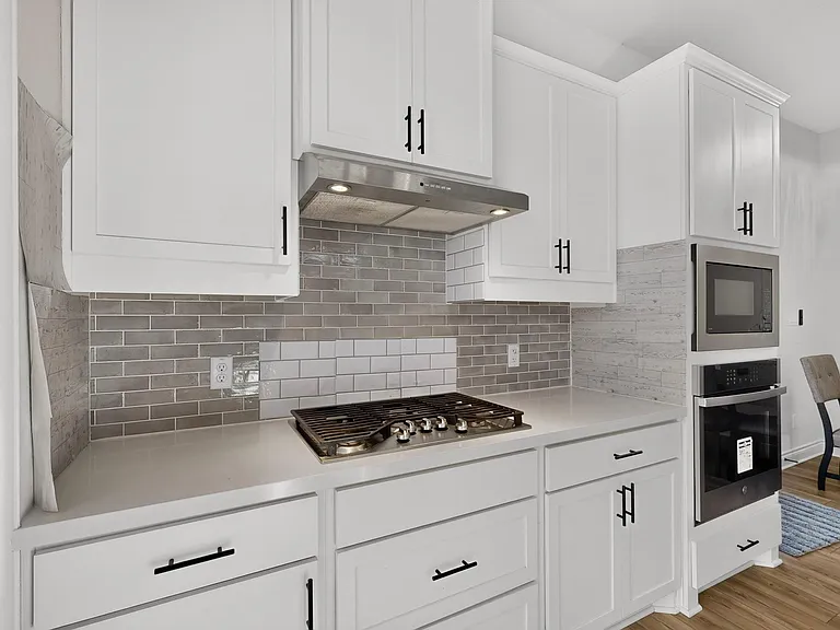 108 Red Camella Dr — Photo 7