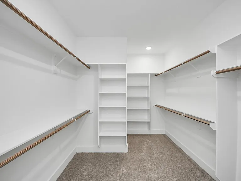 1216 English St — Photo 33
