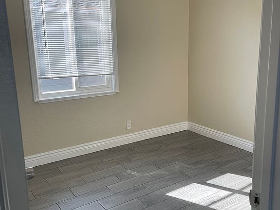 4th image of 430 Chestnut St Unit G