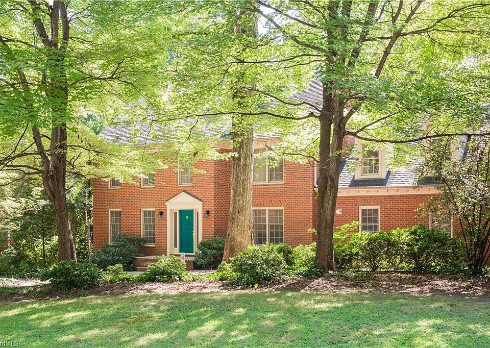 1st image of 9 Wedgewood Ct