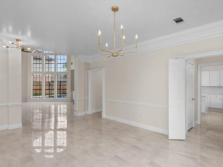 17402 Wilton Park Ct — Photo 21