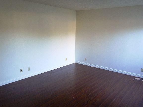 3rd image of 3041 S Adrienne Dr