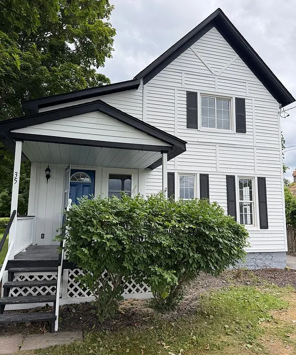 35 Elm St